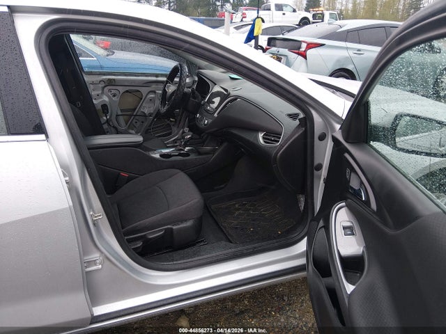 1G1ZD5ST7NF143931 Chevrolet Malibu Fwd Lt