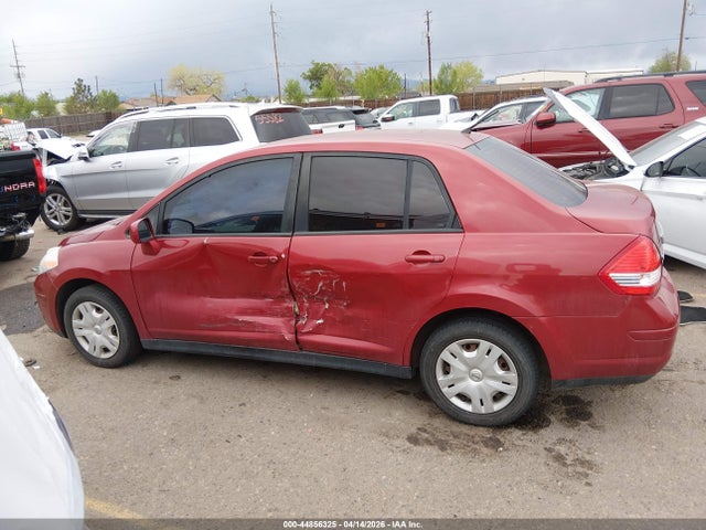 44856325 :رقم المزاد ، 3N1BC1AP3BL463146 vin ، 2011 Nissan Versa 1.8s مزاد بيع