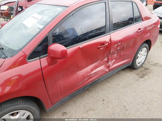 44856325 :رقم المزاد ، 3N1BC1AP3BL463146 vin ، 2011 Nissan Versa 1.8s مزاد بيع