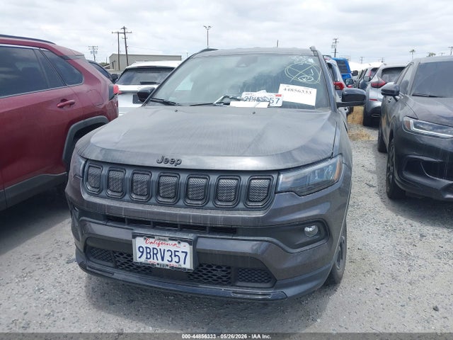 44856333 :رقم المزاد ، 3C4NJDBB4NT171935 vin ، 2022 Jeep Compass Altitude 4x4 مزاد بيع