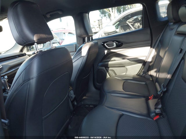 44856333 :رقم المزاد ، 3C4NJDBB4NT171935 vin ، 2022 Jeep Compass Altitude 4x4 مزاد بيع