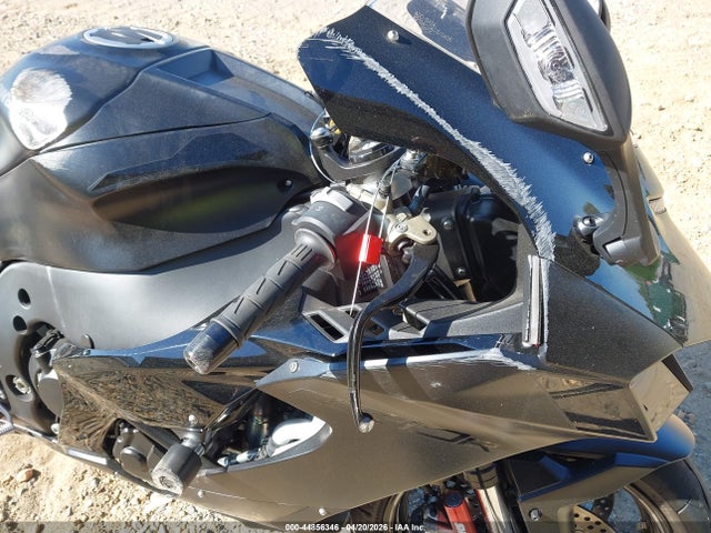 JKBZXVM14SA009211 Kawasaki Zx1002 M