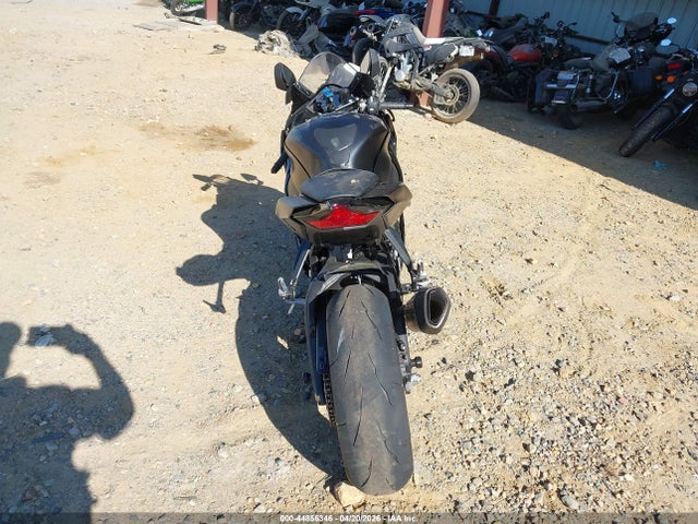 JKBZXVM14SA009211 Kawasaki Zx1002 M