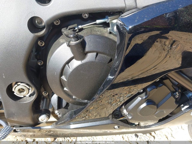 JKBZXVM14SA009211 Kawasaki Zx1002 M