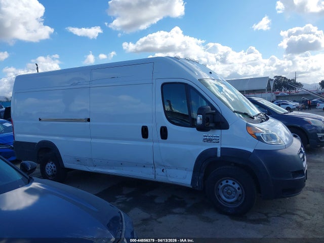 44856379 :رقم المزاد ، 3C6URVJG6JE117582 vin ، 2018 Ram Promaster 3500 Cargo Van High Roof 159 Wb Ext مزاد بيع