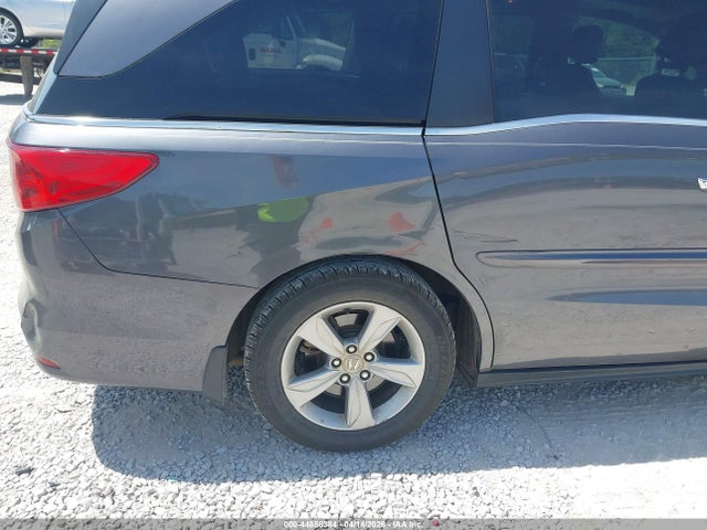 44856384 :رقم المزاد ، 5FNRL6H72JB079290 vin ، 2018 Honda Odyssey Ex-l مزاد بيع