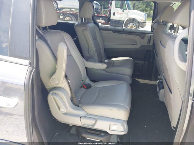 44856384 :رقم المزاد ، 5FNRL6H72JB079290 vin ، 2018 Honda Odyssey Ex-l مزاد بيع