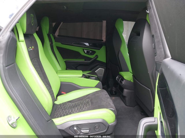 ZPBUA1ZLXNLA16495 Lamborghini Urus Graphite Capsule/pearl Capsule
