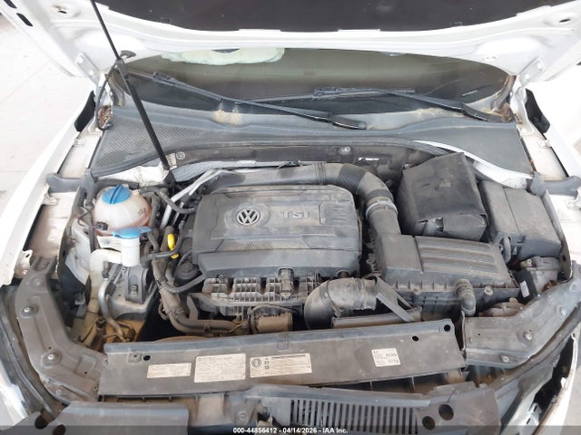 1VWAT7A35EC091315 Volkswagen Passat 1.8t S