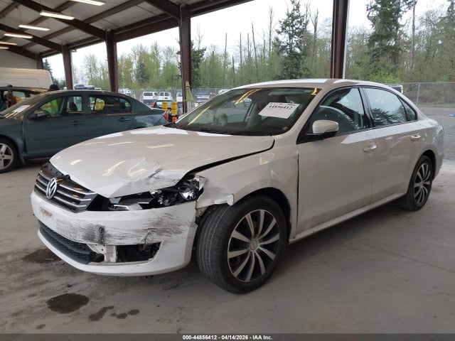 1VWAT7A35EC091315 Volkswagen Passat 1.8t S