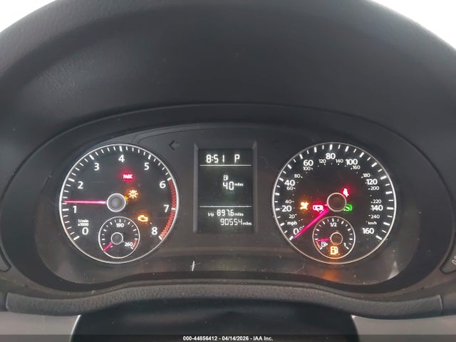 1VWAT7A35EC091315 Volkswagen Passat 1.8t S