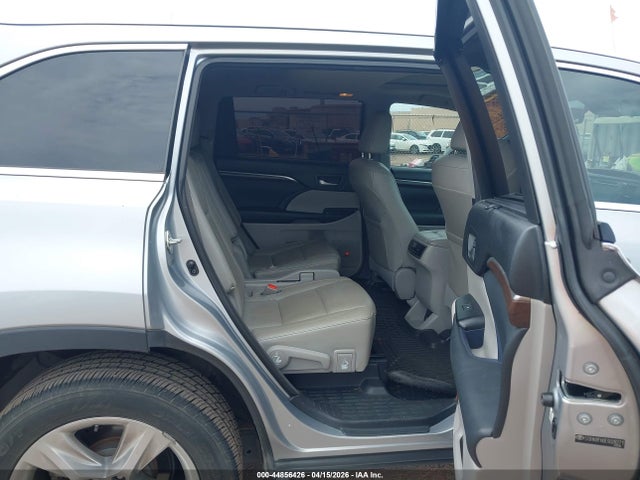 Toyota Highlander Limited V6 2014 5TDYKRFH0ES028271 Image 8