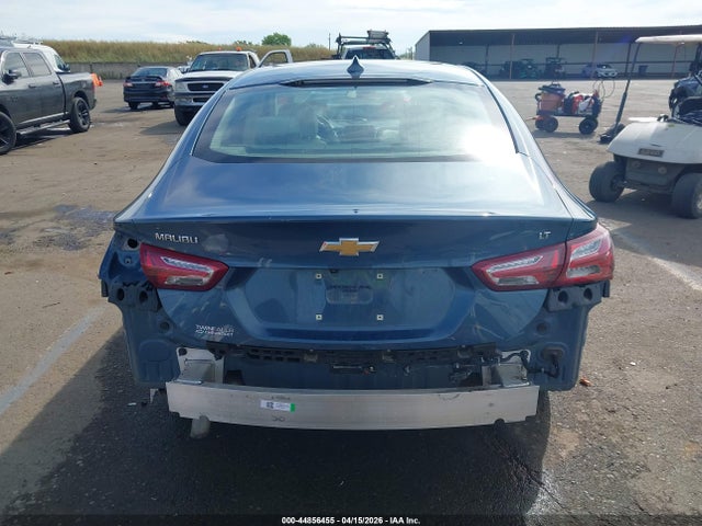 1G1ZE5ST3RF142486 Chevrolet Malibu Fwd 2lt