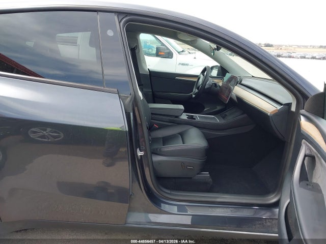 44856457 :رقم المزاد ، 7SAYGDEE6RA255826 vin ، 2024 Tesla Model Y Long Range Dual Motor All-wheel Drive مزاد بيع