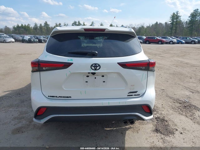 Toyota Highlander Xse 2024 5TDKDRBH1RS560981 Image 16