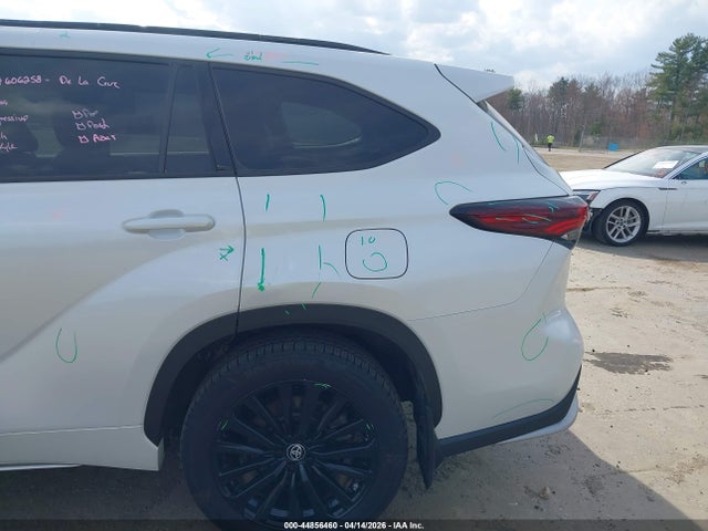 Toyota Highlander Xse 2024 5TDKDRBH1RS560981 Image 17