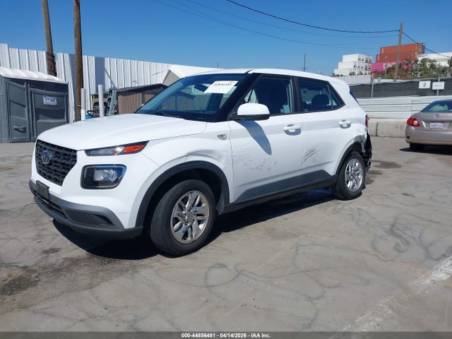 Hyundai Venue Se 2021 KMHRB8A31MU072652 Image 2