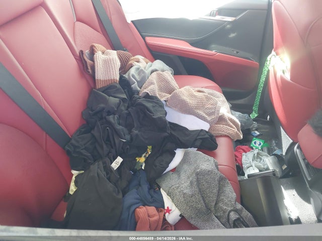 44856489 :رقم المزاد ، 4T1B61HK2JU102098 vin ، 2018 Toyota Camry Xse مزاد بيع
