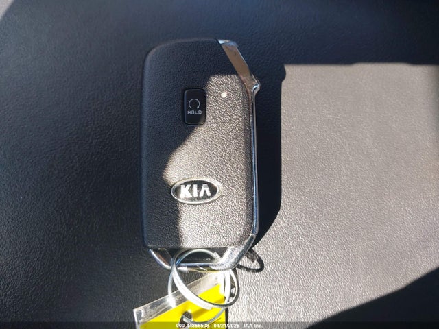 44856508 :رقم المزاد ، 5XXG14J2XMG061816 vin ، 2021 Kia K5 Lxs مزاد بيع
