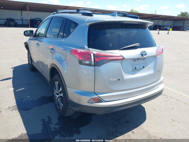 JTMZFREV8JJ204037 Toyota RAV4 LE