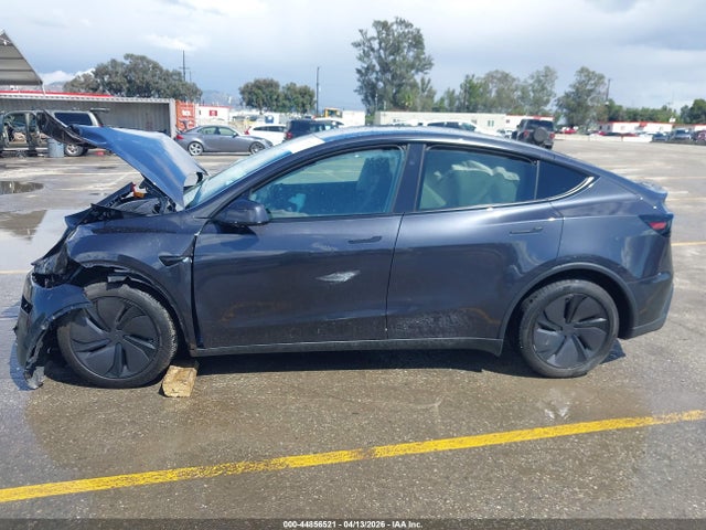 Продажа на аукционе авто 2026 Tesla Model Y All-wheel Drive/long Range Launch Series/premium All-wheel Drive, vin: 7SAYGDEE6TF571317, номер лота: 44856521