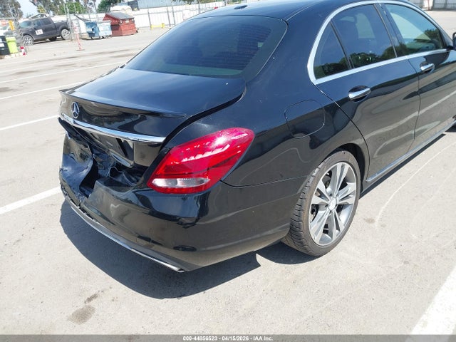 55SWF4JB4FU071470 Mercedes-Benz C 300