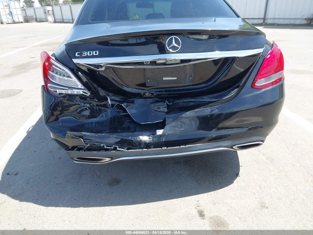 55SWF4JB4FU071470 Mercedes-Benz C 300