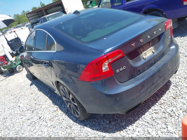 Volvo S60 T5 Premier 2015 YV140MFK7F1344312 Image 3