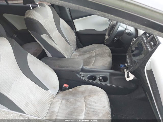 2016 Toyota Prius Two მანქანა იყიდება აუქციონზე, vin: JTDKBRFUXG3008584, აუქციონის ნომერი: 44856575