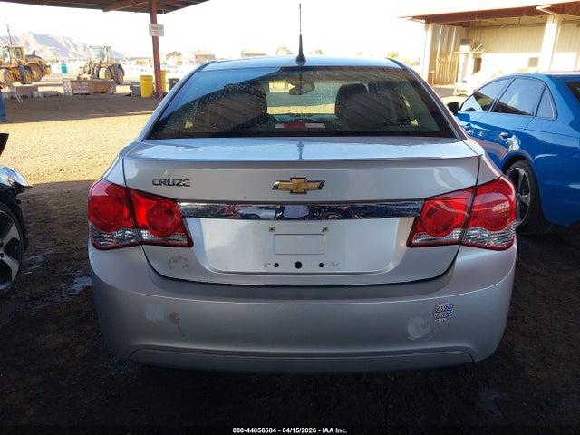 1G1PA5SG2E7452431 Chevrolet Cruze Ls Auto