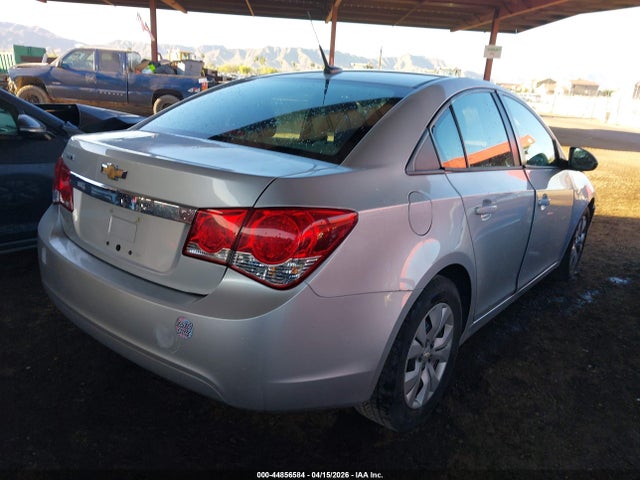 1G1PA5SG2E7452431 Chevrolet Cruze Ls Auto