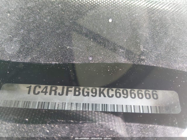 1C4RJFBG9KC696666 Jeep Grand Cherokee Limited 4x4