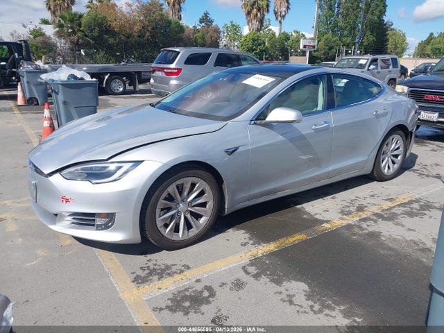 Aukcja sprzedaży 2017 Tesla Model S 60/75, vin: 5YJSA1E15HF217652, numer aukcji: 44856595