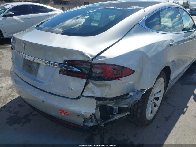 Aukcja sprzedaży 2017 Tesla Model S 60/75, vin: 5YJSA1E15HF217652, numer aukcji: 44856595