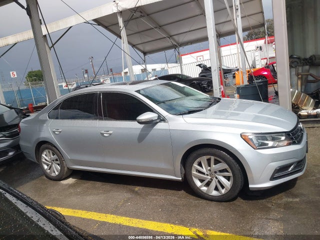 Продаж на аукціоні авто 2018 Volkswagen Passat 2.0t Se, vin: 1VWBA7A36JC013047, номер лоту: 44856598