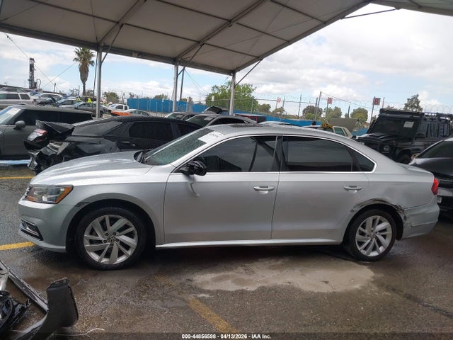 Продаж на аукціоні авто 2018 Volkswagen Passat 2.0t Se, vin: 1VWBA7A36JC013047, номер лоту: 44856598
