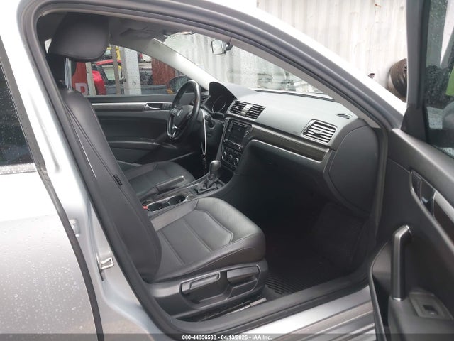 Продаж на аукціоні авто 2018 Volkswagen Passat 2.0t Se, vin: 1VWBA7A36JC013047, номер лоту: 44856598