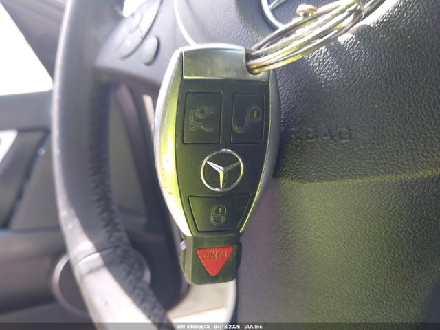 44856638 :رقم المزاد ، WDDGF5EB7BA508814 vin ، 2011 Mercedes-benz C 300 Luxury/sport مزاد بيع