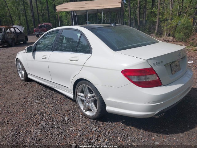 44856638 :رقم المزاد ، WDDGF5EB7BA508814 vin ، 2011 Mercedes-benz C 300 Luxury/sport مزاد بيع