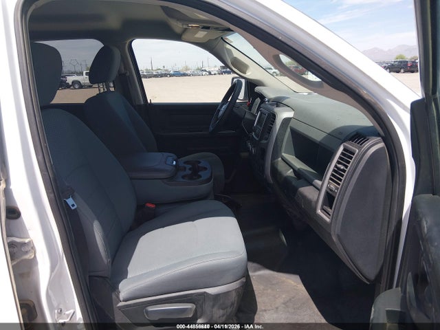 2017 RAM 1500 1C6RR7KGXHS544240 Photo 4