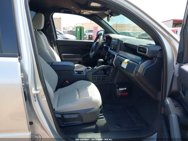 2026 Toyota 4runner Sr5 მანქანა იყიდება აუქციონზე, vin: JTEVA5AR3T5009727, აუქციონის ნომერი: 44856641