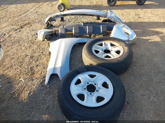 5TFDY5F17KX811733 Toyota Tundra Sr5 5.7l V8