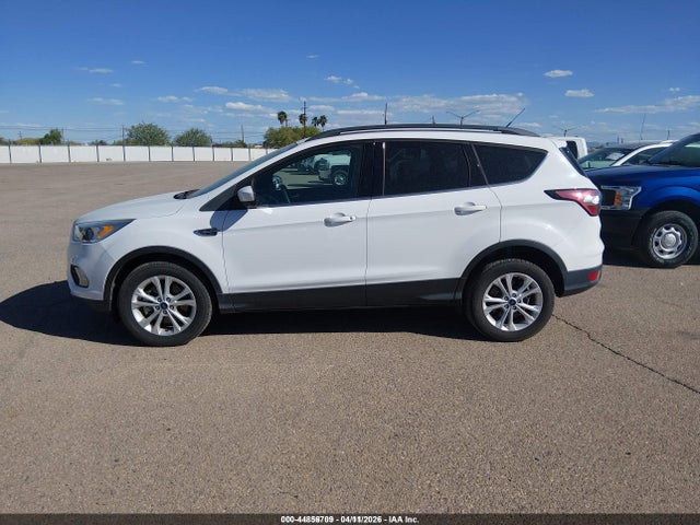 1FMCU9GD0JUD08533 Ford ESCAPE SE