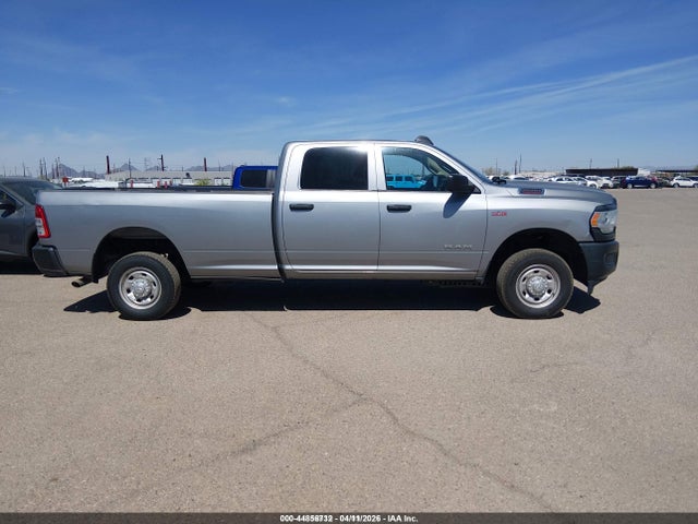 3C6UR5HJ1KG684466 RAM 2500 Tradesman 4x4 8&#039; Box