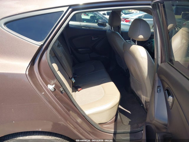 Hyundai TUCSON SE 2014 KM8JU3AG8EU875537 Image 8