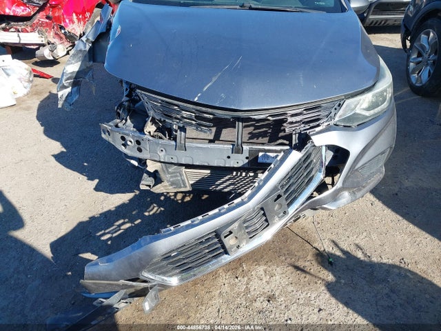 1G1BE5SM5J7220758 Chevrolet Cruze Lt Auto