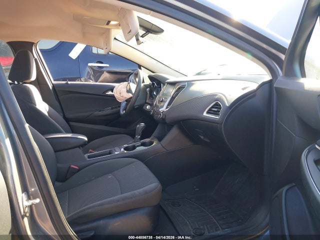 1G1BE5SM5J7220758 Chevrolet Cruze Lt Auto