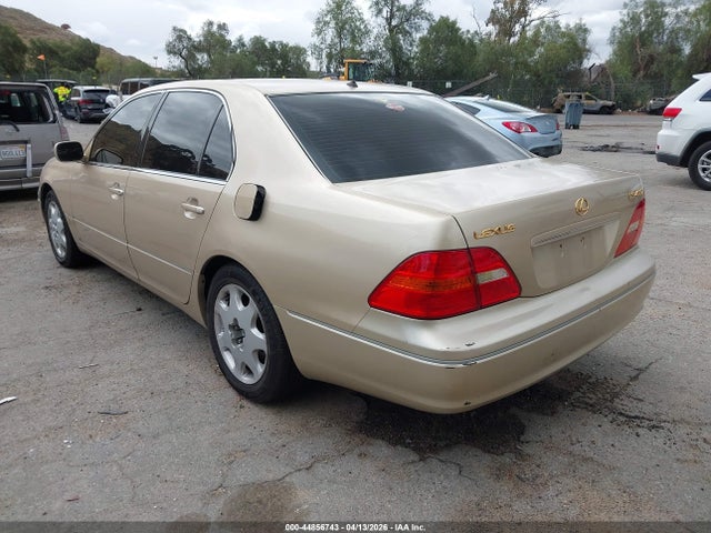 2003 LEXUS LS 430 JTHBN30F430123366 Photo 2