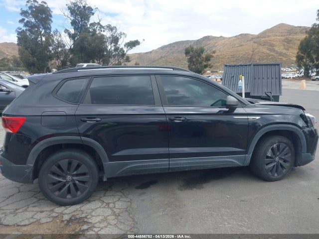 Продажа на аукционе авто 2022 Volkswagen Taos 1.5t S, vin: 3VVCX7B20NM000540, номер лота: 44856752