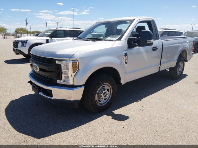 Ford F-250 Xl 2018 1FTBF2A67JEC69929 Image 2